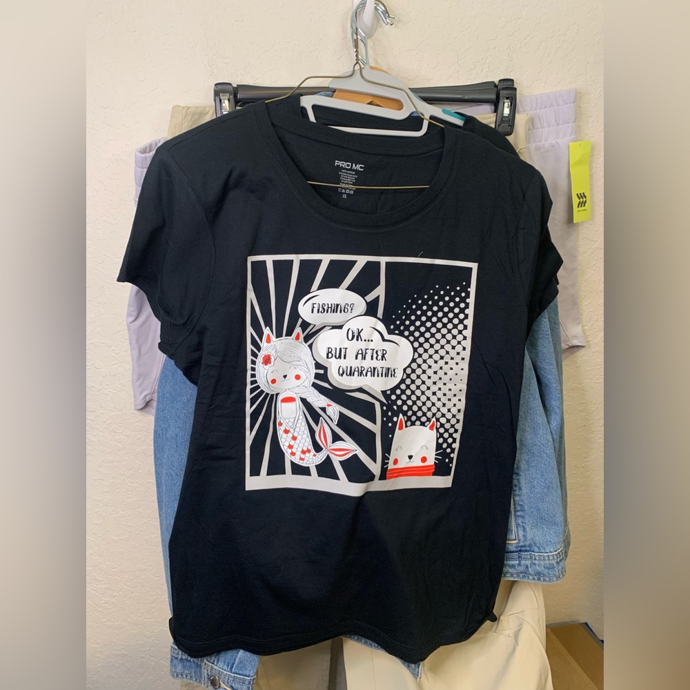 Japan inspired Black Graphic cat Tee